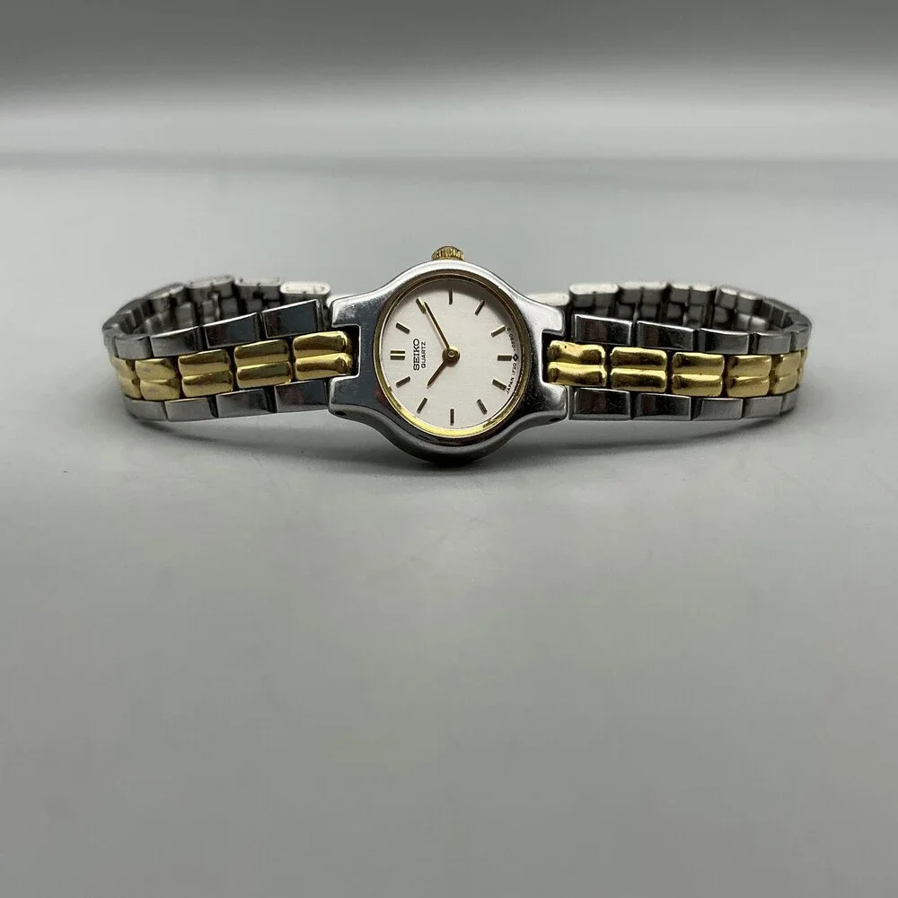 Vintage Seiko Womens Watch 17mm Oval Two Tone Band 1F20-5B2 New Battery 6.75